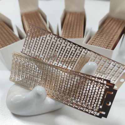 Chất lượng Khung đồng ROHS SMT Vàng Clip Buckle ISO9001 Đối với vật liệu Splicing Nhà máy